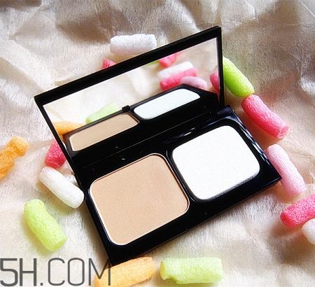 bobbi brown明星產(chǎn)品有哪些？bobbi brown膠囊氣墊好用嗎？