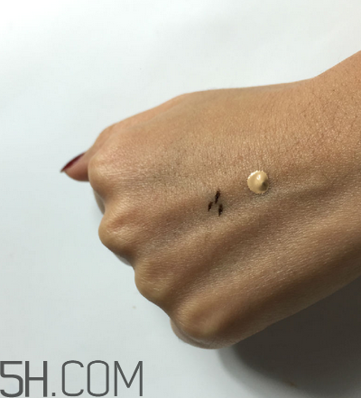 芭比波朗重蟲(chóng)草粉底液色號(hào) bobbi brown蟲(chóng)草粉底液評(píng)測(cè) 芭比波朗重蟲(chóng)草粉底液色號(hào) bobbi brown蟲(chóng)草粉底液評(píng)測(cè)