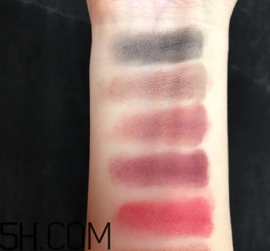 zoeva queens guard眼影盤試色 zoeva眼影盤使用評測 zoeva queens guard眼影盤試色 zoeva眼影盤使用評測