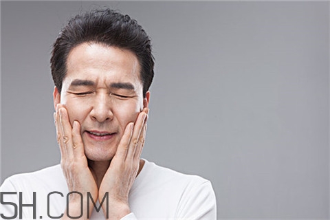 酒精肝能治好嗎？酒精肝早期什么癥狀？