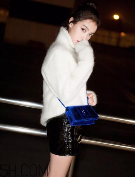 穿高領(lǐng)毛衣配什么發(fā)型？高領(lǐng)毛衣適合什么發(fā)型？