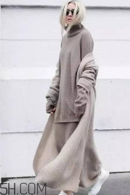 毛衣外套怎么搭配？毛衣外套里面配什么？