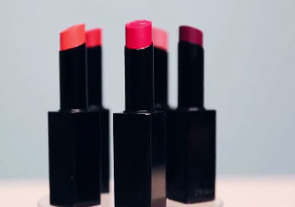 瑪麗黛佳驚嘆水唇膏好用嗎_瑪麗黛佳驚嘆水唇膏評(píng)測(cè)