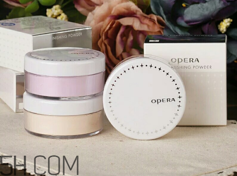 有哪些品牌名氣大卻不好用的彩妝產(chǎn)品？如何選擇適合自己的化妝品？