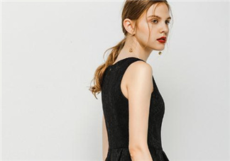 max co衣服貴嗎？max co衣服什么價(jià)位？