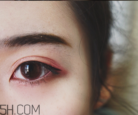 桃花妝眼影是什么顏色？眼影排行榜10強