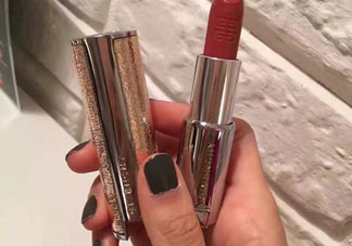 紀(jì)梵希小羊皮金管口紅真假怎么辨別_對(duì)比圖