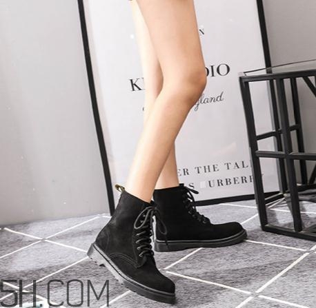 馬丁靴硬皮好還是軟皮好？馬丁靴皮子太硬怎么辦？