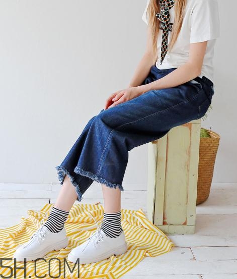 白色皮鞋劃痕怎么修復(fù)？白色皮鞋被刮傷怎么辦？