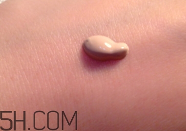 卡姿蘭bb霜保質(zhì)期 卡姿蘭bb霜怎么用 卡姿蘭bb霜保質(zhì)期 卡姿蘭bb霜怎么用