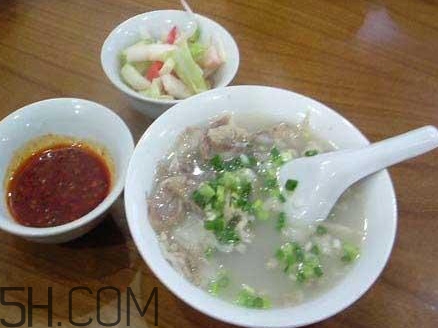 羊肉湯不能和什么一起吃？羊肉湯上火嗎