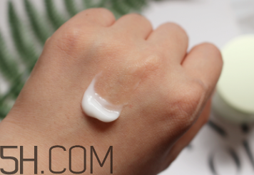 悅木之源維C精華霜怎么樣？悅木之源維C精華霜好用嗎？