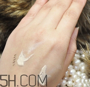 卡姿蘭蝸牛cc調(diào)控霜多少錢？卡姿蘭cc霜多少錢一瓶？