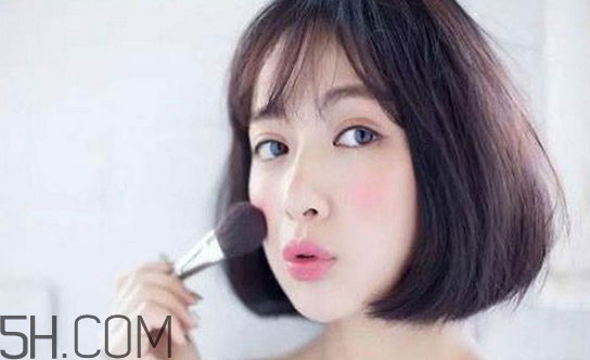 美寶蓮腮紅棒好用嗎？美寶蓮微醺氣色感應(yīng)腮紅棒多少錢(qián)？