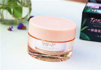 謎尚和瑪麗黛佳素顏霜哪個好？素顏霜對皮膚傷害大嗎？