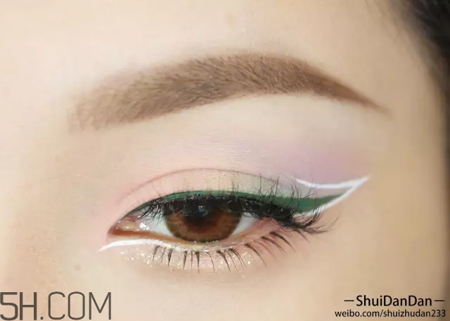 zoeva queens guard眼影盤試色 zoeva眼影盤使用評測 zoeva queens guard眼影盤試色 zoeva眼影盤使用評測