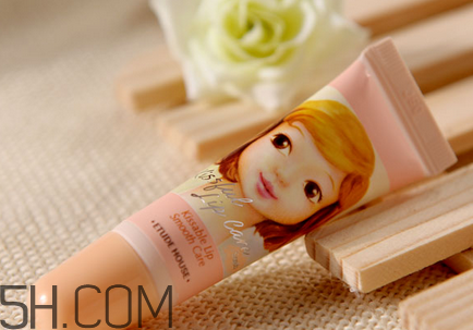 潤唇膏能吃嗎？潤唇膏的主要成分