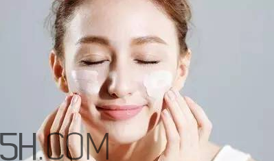 素顏霜的使用圖文步驟 關(guān)于素顏霜 素顏霜的使用圖文步驟 關(guān)于素顏霜