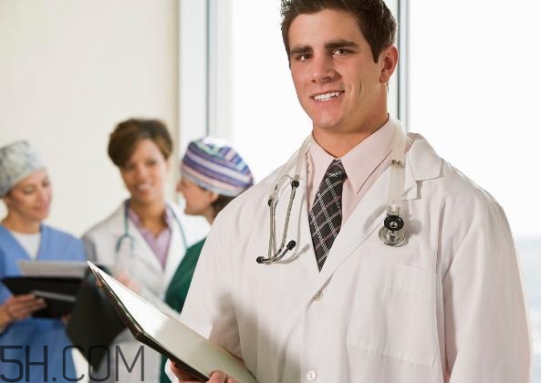 濕疹能曬太陽嗎？濕疹能打預(yù)防針嗎？