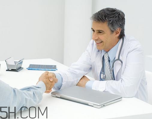 濕疹能曬太陽嗎？濕疹能打預(yù)防針嗎？