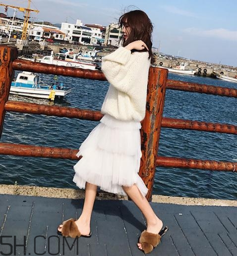 白色毛衣發(fā)黃怎么洗白？白色毛衣發(fā)黃用什么洗？