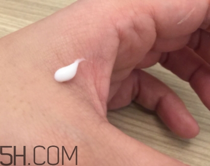 娜貝爾眼霜效果怎么樣？娜貝爾眼霜怎么用？