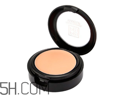 涂遮瑕膏前要涂什么？打造輕薄無暇底妝的正確方法