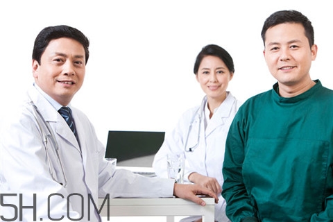 濕疹跟奶粉有關(guān)系嗎？濕疹跟濕氣有關(guān)系嗎？