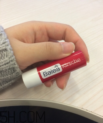 balea櫻桃潤唇膏好用嗎？balea櫻桃潤唇膏多少錢？