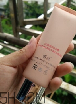 透真護(hù)膚套裝怎么樣？透真護(hù)膚套裝有實(shí)體店嗎