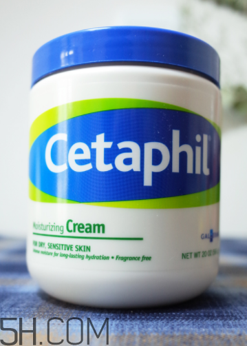 絲塔芙致潤(rùn)保濕霜怎么樣？絲塔芙致潤(rùn)保濕霜好用嗎？