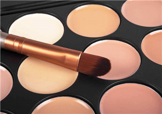 遮瑕膏什么牌子好用又便宜？遮瑕的正確使用方法