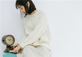 白色毛衣發(fā)黃怎么洗白？白色毛衣發(fā)黃用什么洗？