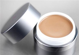 遮瑕膏需要卸妝嗎？遮瑕筆和遮瑕膏哪個(gè)好？