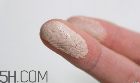 愛茉莉雙色遮瑕膏怎么涂？隔離霜可以當(dāng)遮瑕膏用嗎？