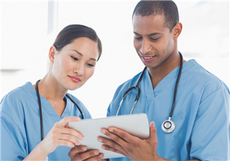 濕疹跟奶粉有關(guān)系嗎？濕疹跟濕氣有關(guān)系嗎？