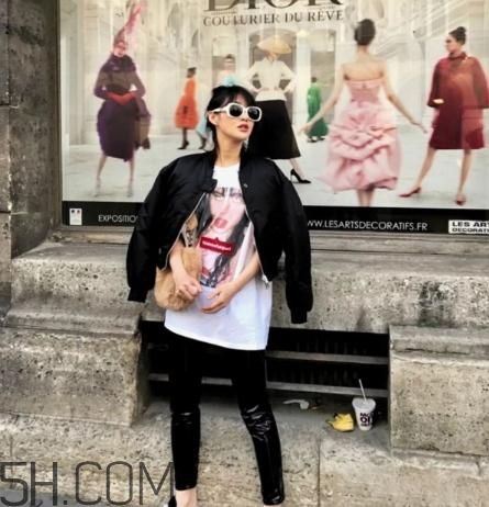 棒球服怎么搭配？棒球外套搭配圖片