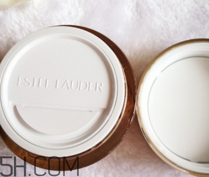 雅詩(shī)蘭黛萬(wàn)能面霜成分 雅詩(shī)蘭黛萬(wàn)能面霜功效 雅詩(shī)蘭黛萬(wàn)能面霜成分 雅詩(shī)蘭黛萬(wàn)能面霜功效