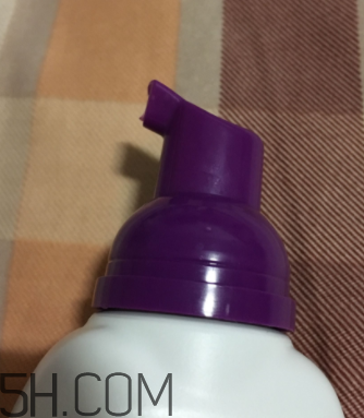 絲塔芙凈顏控油泡沫潔面乳怎么樣_好用嗎 絲塔芙凈顏控油泡沫潔面乳怎么樣_好用嗎