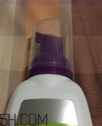 絲塔芙凈顏控油泡沫潔面乳怎么樣_好用嗎 絲塔芙凈顏控油泡沫潔面乳怎么樣_好用嗎