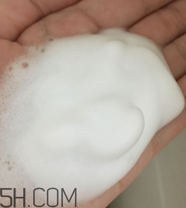 絲塔芙凈顏控油泡沫潔面乳怎么樣_好用嗎 絲塔芙凈顏控油泡沫潔面乳怎么樣_好用嗎