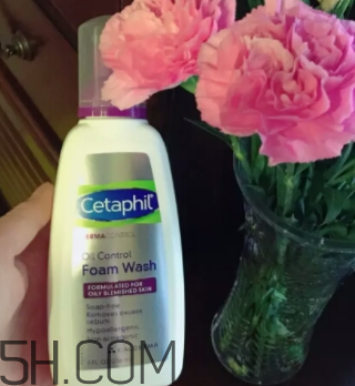 絲塔芙凈顏控油泡沫潔面乳怎么樣_好用嗎 絲塔芙凈顏控油泡沫潔面乳怎么樣_好用嗎