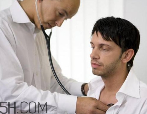 支氣管炎可以吃雞蛋嗎？支氣管炎和咽炎有什么區(qū)別？