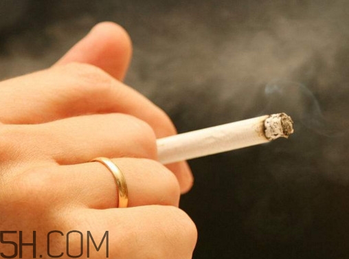 支氣管炎可以抽煙嗎？支氣管炎能喝酒嗎