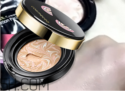 cosmetea小怪獸氣墊簡(jiǎn)介 氣墊粉撲怎么用隔離霜