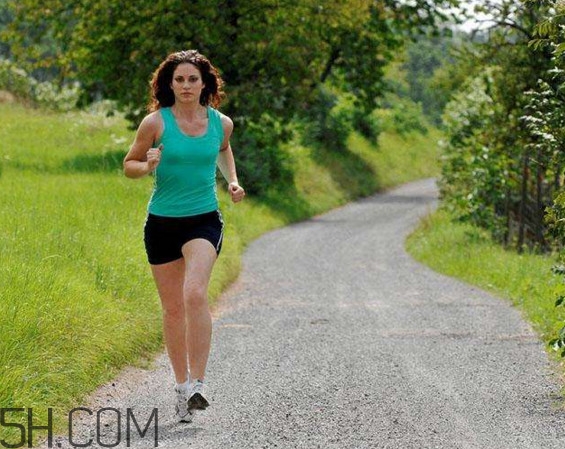 支氣管炎可以跑步嗎？跑步對支氣管炎有用嗎