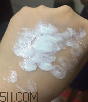 詩碧曼隔離霜怎么樣？詩碧曼隔離霜好用嗎？