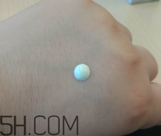 詩碧曼美白輕盈隔離霜成分_產(chǎn)品評測 詩碧曼美白輕盈隔離霜成分_產(chǎn)品評測