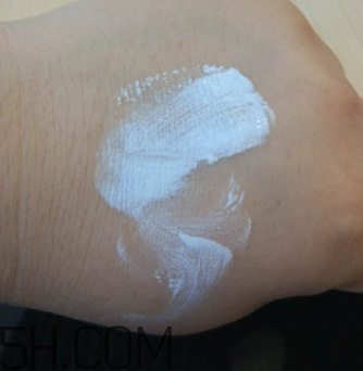 詩碧曼美白輕盈隔離霜成分_產(chǎn)品評測 詩碧曼美白輕盈隔離霜成分_產(chǎn)品評測