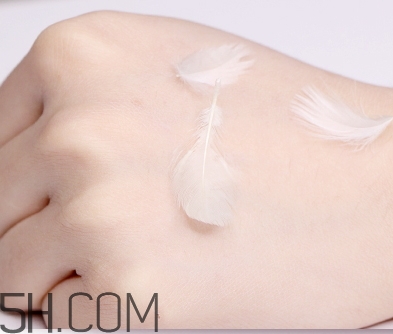 透真隔離霜怎么用？透真隔離霜多少錢？